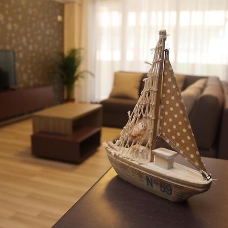 Vega Beach Apartment Mamaia Eksteriør bilde