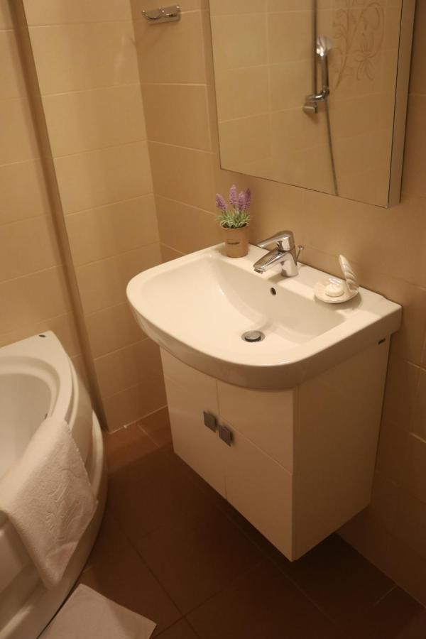 Vega Beach Apartment Mamaia Eksteriør bilde